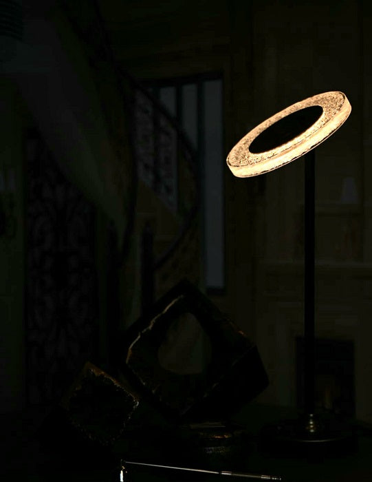 מנורה שולחנית – רינג לייט בלאק