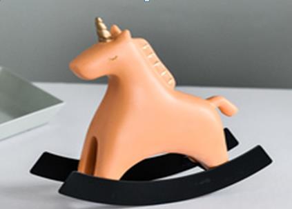 חד קרן גדול כתום