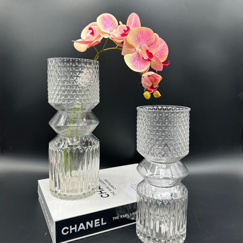 סט 2 אגרטלים דקורטיבים שקופים