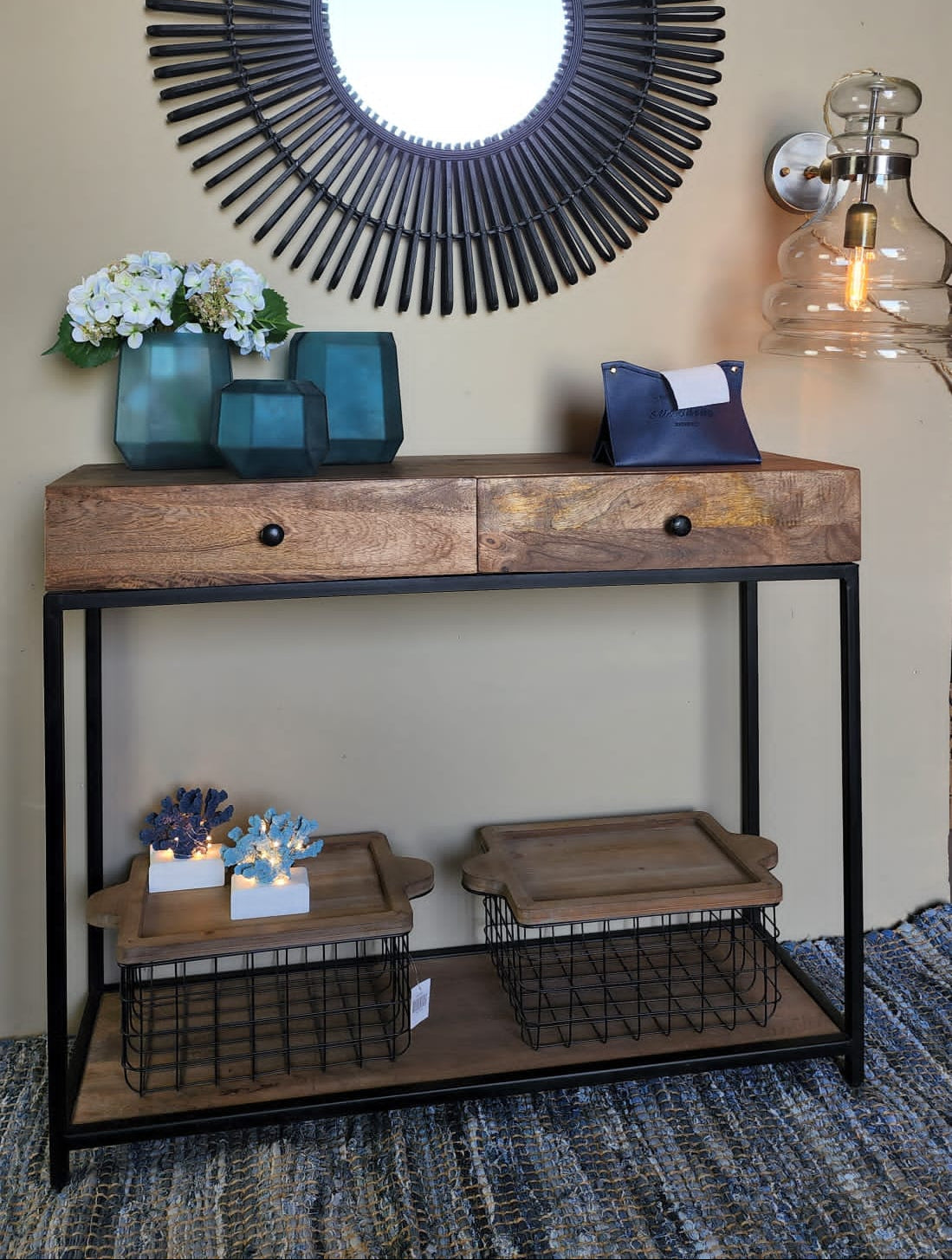 קונסולה קלאסית 2 מגירות