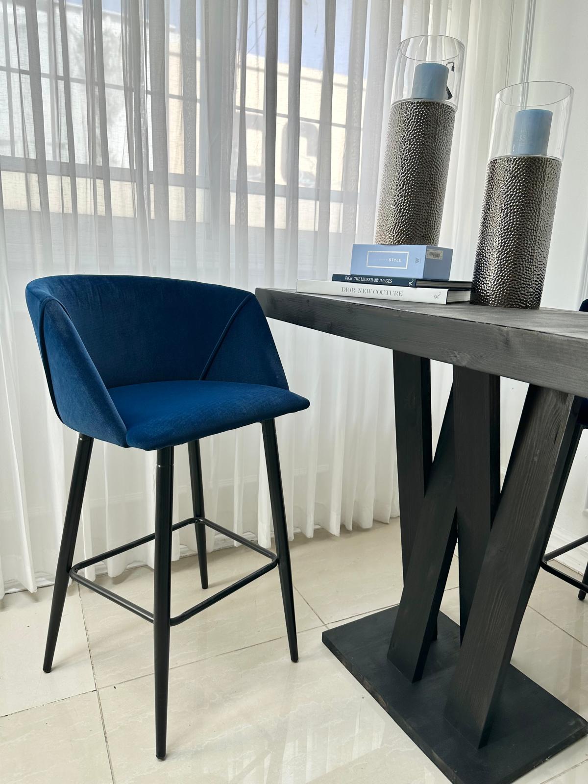 כסא בר דגם נואר-כחול