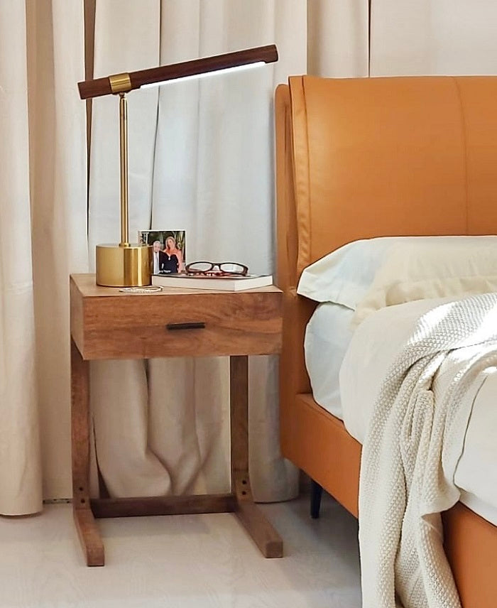 שידת צד למיטה