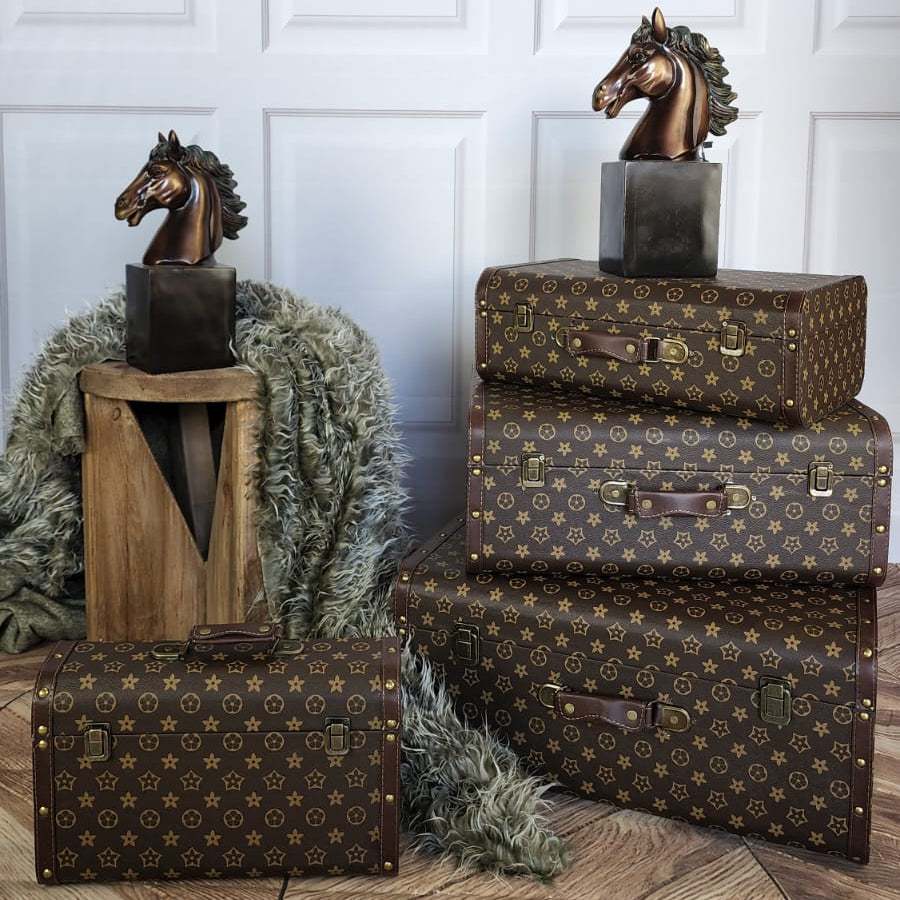 מזוודות לעיצוב ודקורצייה ואיחסון