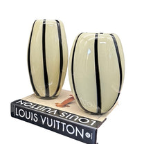 סט 2 אגרטלי זכוכית בעיצוב לבן ושחור