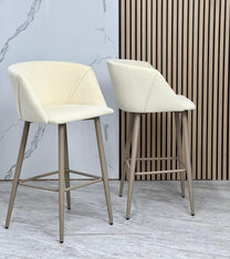 כיסא בר רגלים קופי