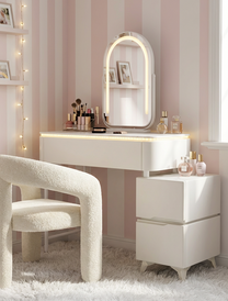 פינת איפור לילדות