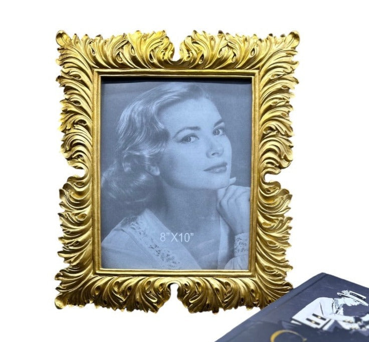 מסגרת גדולה לתמונה 20על25סמ