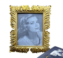 מסגרת גדולה לתמונה 20על25סמ