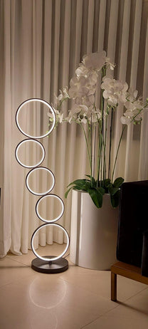 מנורת לד רצפתית גובה 115 ס&quot;מ עיגולים