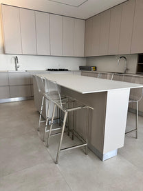 כסא בר שקוף- רגליים ניקל