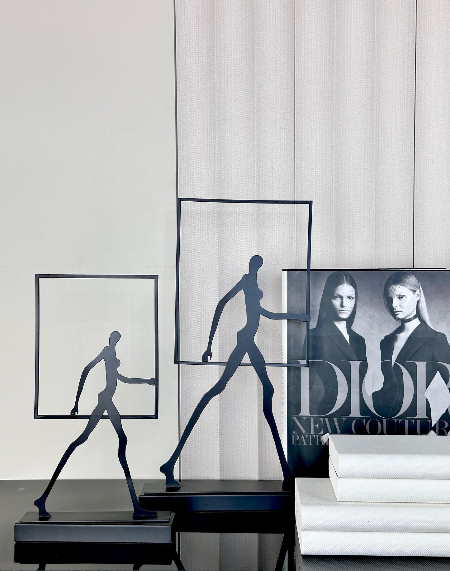 סט פסלים דקו פיגר בלאק