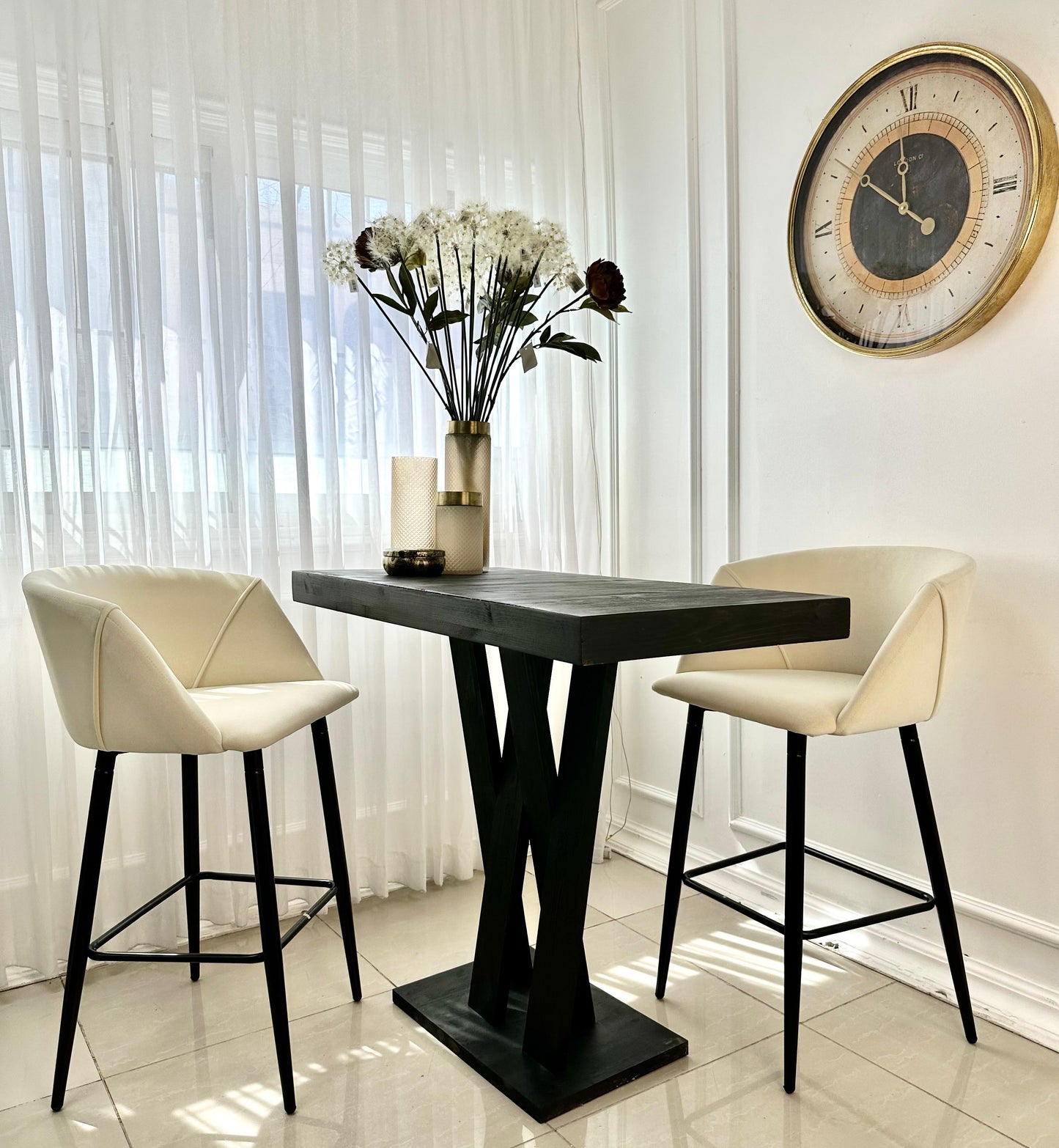 כסא בר צבע שמנת