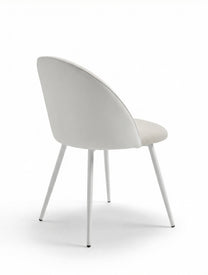 כיסא אוכל LUNA מרופד בד בהיר עם גב חלק ורגלי מתכת לבן, צילום סטודיו זווית אחורית